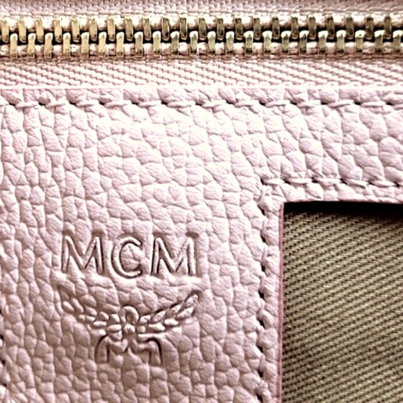 🌸 MCM Portuna Flat Visetos Coated Canvas in Powder Pink Pouch Crossbody Bag NEW - Picture 15 of 16